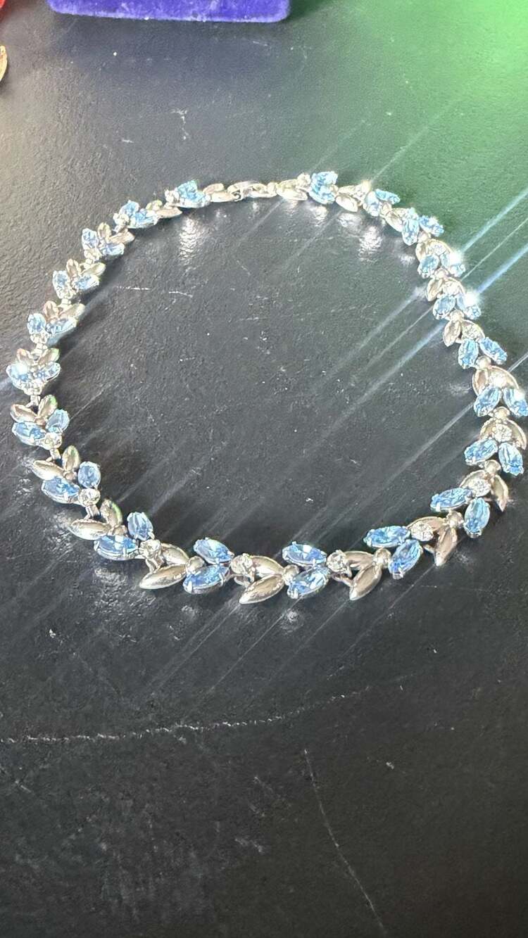 Vintage Krementz Silver Tone Blue Rhinestone Marquise Leaf Cluster Necklace